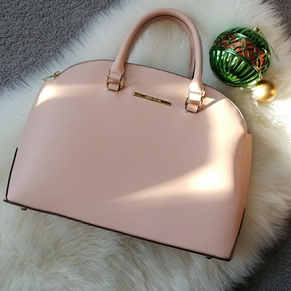 🎄NWOT 💜BLUSH PINK PURSE🎄